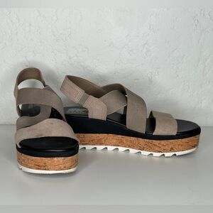 Sorel Cameron Omega Taupe/Sea Salt Flatform Sandals 7